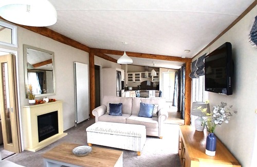 Skegness Cabine | Beautiful Luxury 2 Bedroom Lodge at Southview Holiday Park, Skegness