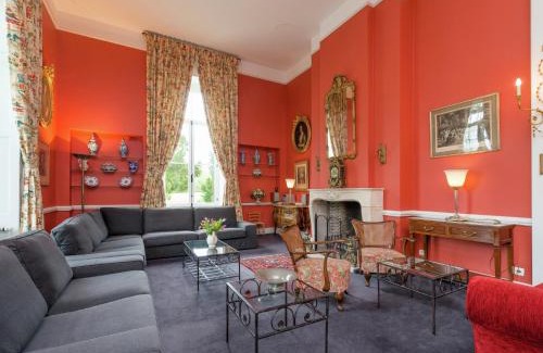 Forrieres Maison | Beautiful manor house in a park near Rochefort