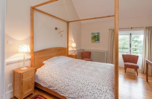 Forrieres Maison | Beautiful manor house in a park near Rochefort