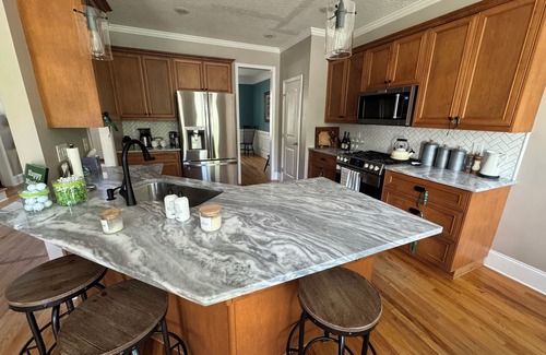 Evans Maison | Beautiful Masters Rental Quiet Neighborhood and Great Style