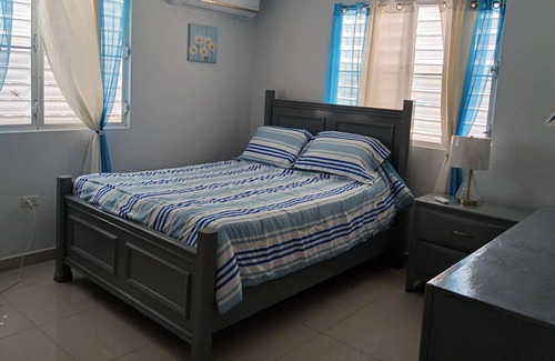 Bayamon Maison | Beautiful metro area house 30 min from beach