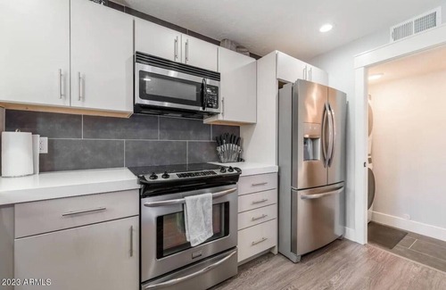 Casa Granada Townhouses Copropriété | Beautiful Modern Condo Walking Distance to Old Town Scottsdale