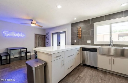 Casa Granada Townhouses Copropriété | Beautiful Modern Condo Walking Distance to Old Town Scottsdale