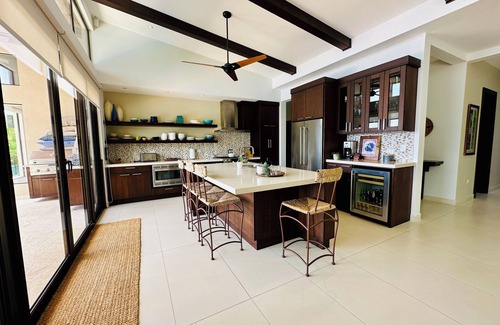 Panama Beach Maison | Beautiful modern style home with panoramic ocean view