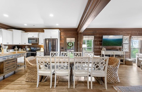Monteagle Maison | 5BR-BRAND Nouvelle brique Monteagle Bluff VRBO w View! Sleeps12 +, spot de camping et 5 acres