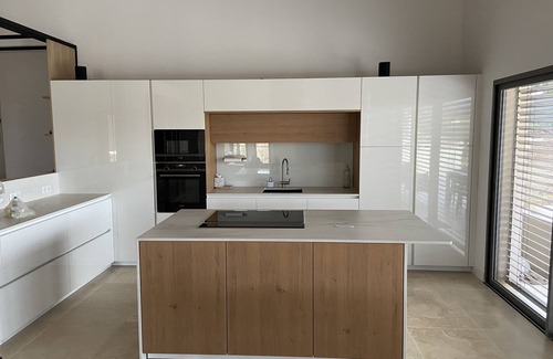 Le Collet Maison | Beautiful new 180m2 villa with swimming pool terrace and 2500m2 wooded garden