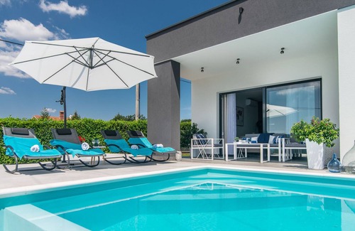 Sveti Petar u Sumi Cottage | Belle villa avec piscine privée en Istrie, Croatie