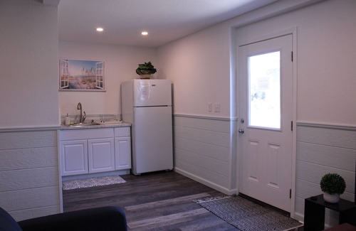 Palisade Acres Appartement | Beautiful new property, great location.
