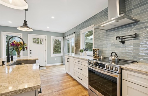 Gambrills Maison | Beautiful New Renovated Home on 3 Acres Between Annapolis/DC/Balt