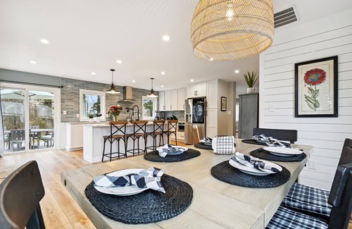 Gambrills Maison | Beautiful New Renovated Home on 3 Acres Between Annapolis/DC/Balt