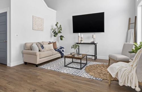 Vineyard Maison | Beautiful New Townhome in Vineyard!