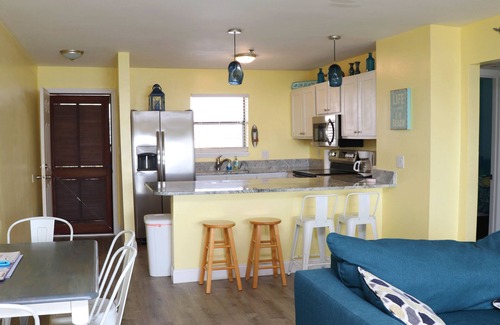 Sneads Ferry Copropriété | Beautiful Oceanfront Condo Steps Of The Beach. Nouveau 2019 Location.