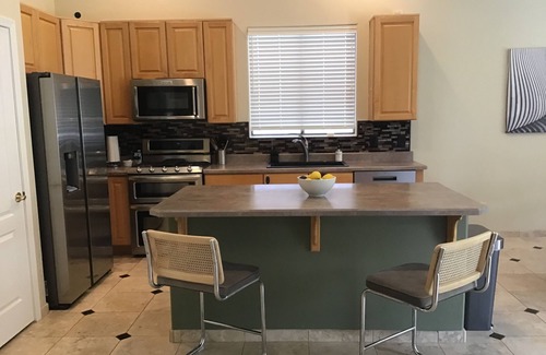 Oro Valley Maison | Beautiful Oro Valley home. Pet friendly. Close to golf, trails, & more!