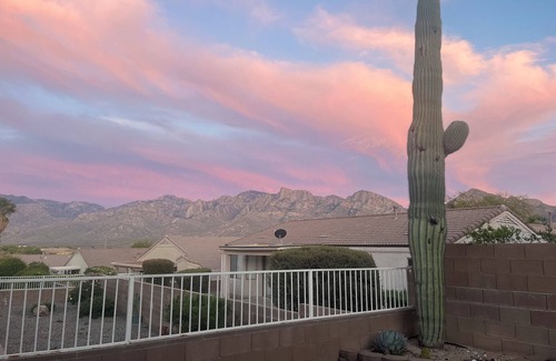 Oro Valley Maison | Beautiful Oro Valley home. Pet friendly. Close to golf, trails, & more!
