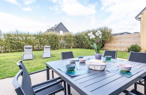 Bretteville-sur-Ay Maison | Magnifique maison de vacances privée pour 6 personnes avec WIFI, TV, terrasse et animaux admis