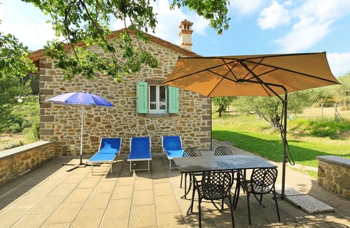Cortona Villa | Belle maison de vacances privée avec WIFI, piscine privée, climatisation, TV, patio, animaux admis