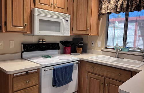 Casa Grande Maison | Beautiful Palm Creek Resort Park Model