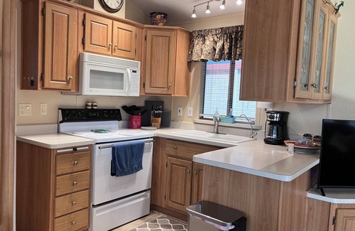Casa Grande Maison | Beautiful Palm Creek Resort Park Model