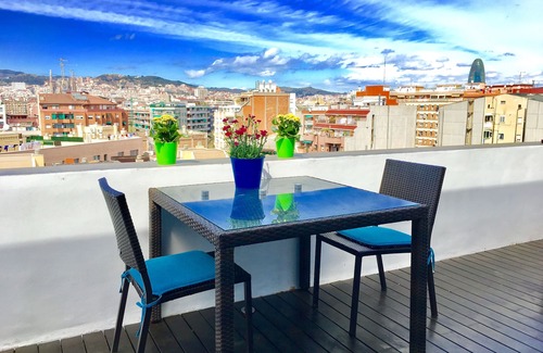 El Parc i la Llacuna del Poblenou Appartement | BEAUTIFUL PENTHOUSE + TERRASSE PANORAMIQUE de 20m2 à 800m de la PLAGE/BORN/GÓTIC