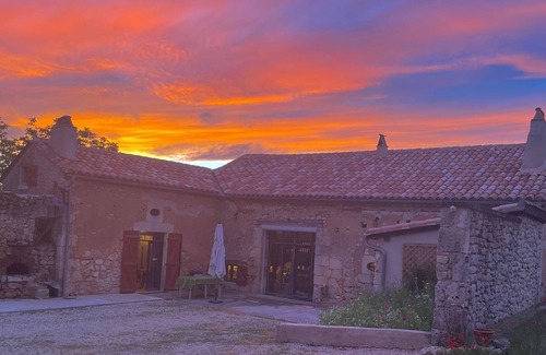 Fouleix Cottage | Belle maison Périgourdine rénovée avec le charme de l'ancien