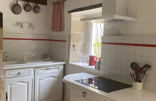 Coulaures Maison | BEL ENSEMBLE PERIGOURDIN 12 personnes 6 ch PISCINE PRIVEE A L'OREE D'UNE FORET