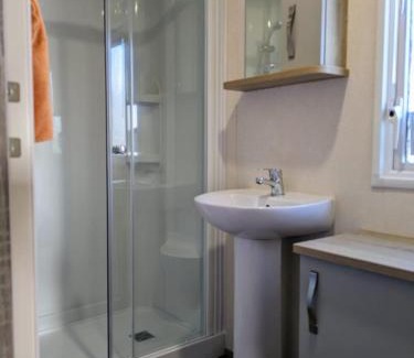 Carsethorn Maison | Beautiful Pet Friendly Southerness Caravan With Sea View & Decking Area