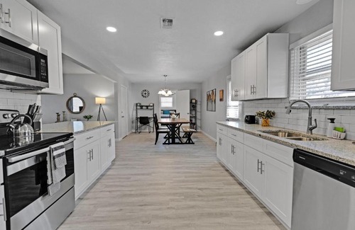 North Richland Hills Maison | Beautiful Pet Friendly Home In Central Location! home