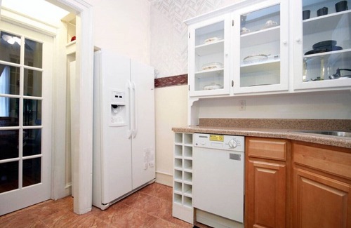 Prospect-Lefferts Gardens Historic District Maison | 381, avenue Parkside - 2e étage - Service pour 4 personnes