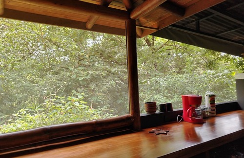 Montezuma Cabine | Beautiful place with river walk in Montezuma