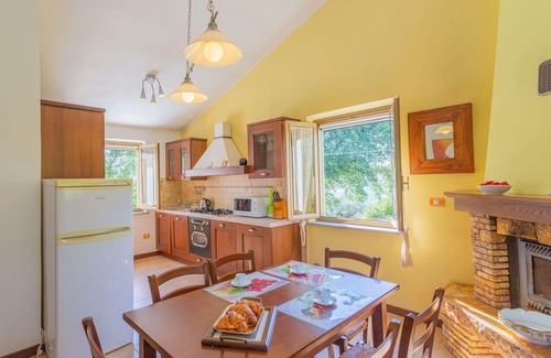 Marciano Maison | Beautiful private villa with WIFI, private pool, A/C, TV, terrace, pets allowed and panoramic view
