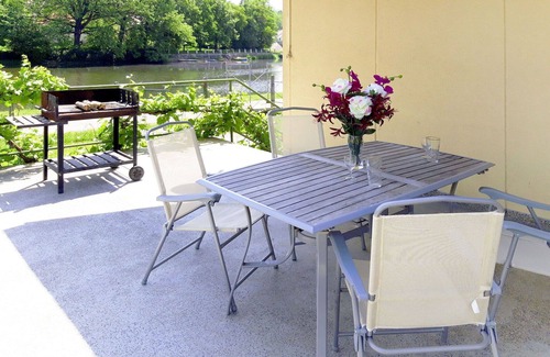 Tyn nad Vltavou Maison | Merveilleuse maison de vacances privée pour 8 personnes avec WIFI, TV, terrasse et animaux admis