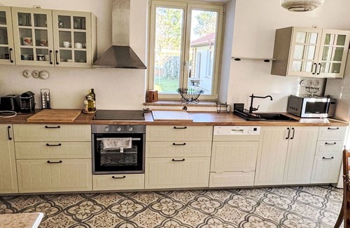 Sudomerice u Bechyne Maison | Merveilleuse maison de vacances privée pour 11 personnes avec WIFI, TV, patio et animaux admis