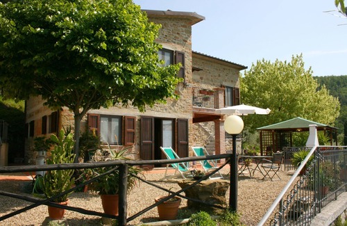 Loro Ciuffenna Villa | Maison de vacances privée avec piscine privée, WIFI, TV, animaux admis, près de Arezzo