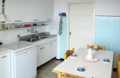 Ranzi Maison | Belle maison de vacances privée avec WIFI, TV, patio, animaux admis et vue panoramique