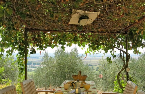 Asciano Pisano Villa | Belle maison de vacances privée pour 6 personnes avec TV et parking
