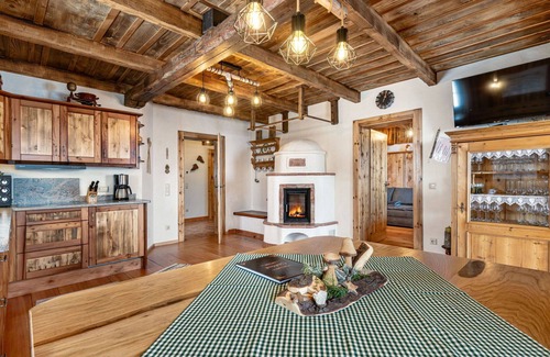 Greifenburg Maison | Belle maison de vacances privée avec WIFI, TV, patio, animaux admis et parking