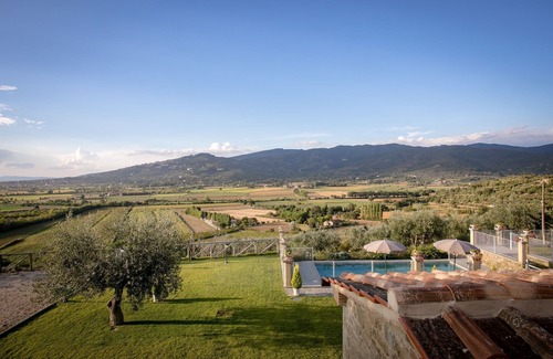 Cortona Villa | Maison de vacances privée avec piscine privée, WIFI, climatisation, TV, terrasse, près de Cortone