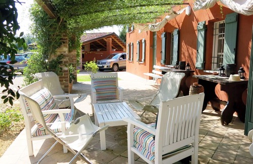 Capriglio Maison | Belle maison de vacances privée avec piscine privée, WIFI, TV, terrasse et animaux admis