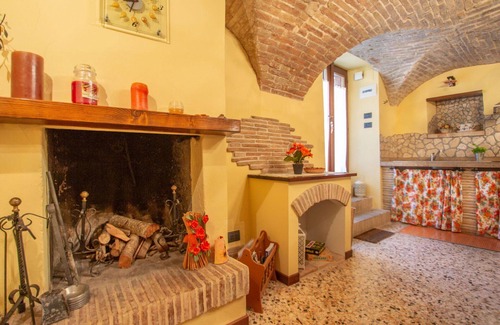 Notaresco Maison | Beautiful private villa for 4 people with balcony and pets allowed