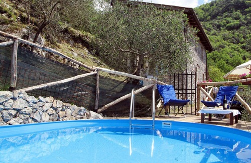Camaiore Maison | Magnifique maison de vacances privée avec piscine privée, WIFI, TV, terrasse et vue panoramique