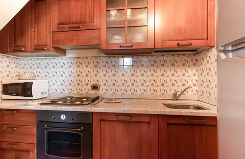 Santa Lucia Villa | Merveilleuse maison de vacances privée pour 4 personnes avec WIFI, climatisation, TV et patio