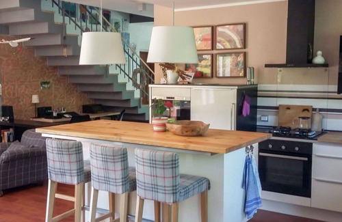 Reporyje Maison | Magnifique maison de vacances privée avec piscine privée, WIFI, TV, patio et parking