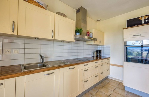 Cailhau Maison | Belle maison de vacances privée avec WIFI, piscine privée, TV, terrasse et parking