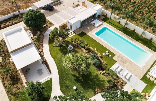 Marausa Villa | Maison de vacances privée avec WIFI, climatisation, piscine privée, TV, terrasse, parking