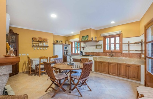 Selva Maison | Merveilleuse maison de vacances privée avec piscine privée, WIFI, climatisation, TV et terrasse