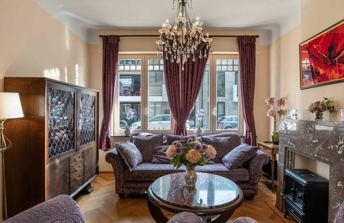 Mol Villa | Merveilleuse maison de vacances privée pour 6 personnes avec WIFI, TV et terrasse