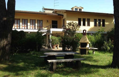 Tregozzano Villa | Merveilleuse maison de vacances privée pour 8 personnes avec WIFI, piscine privée, TV et terrasse