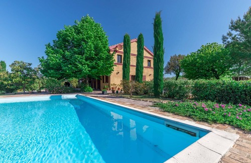 Bettolelle Villa | Merveilleuse maison de vacances privée avec WIFI, piscine privée, TV et vue panoramique