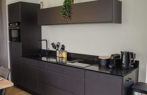 Maurik Maison | Estupenda casa de vacaciones privada con WIFI, TV, terraza, mascotas permitida y aparcamiento