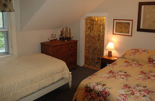 Loudon Cottage | Belle, front de mer privé, endroit idéal pour la romance ou le plaisir en famille!